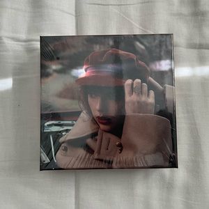 Taylor Swift Capital One Puzzle